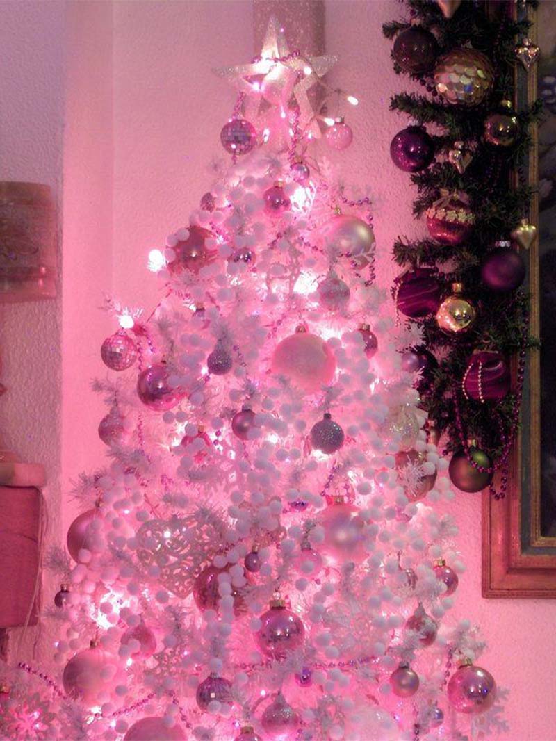 Cute Pink Christmas Wallpaper White Tree with Soft Glow Lights