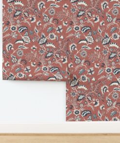 Kathy’s Vine: Timeless Botanical Trail